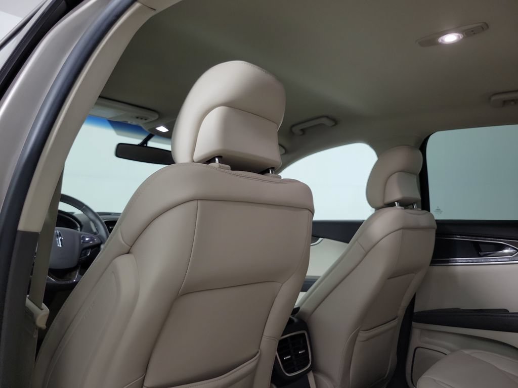 Used 2018 Lincoln MKX Select w/ Select Plus Package FWD image 15