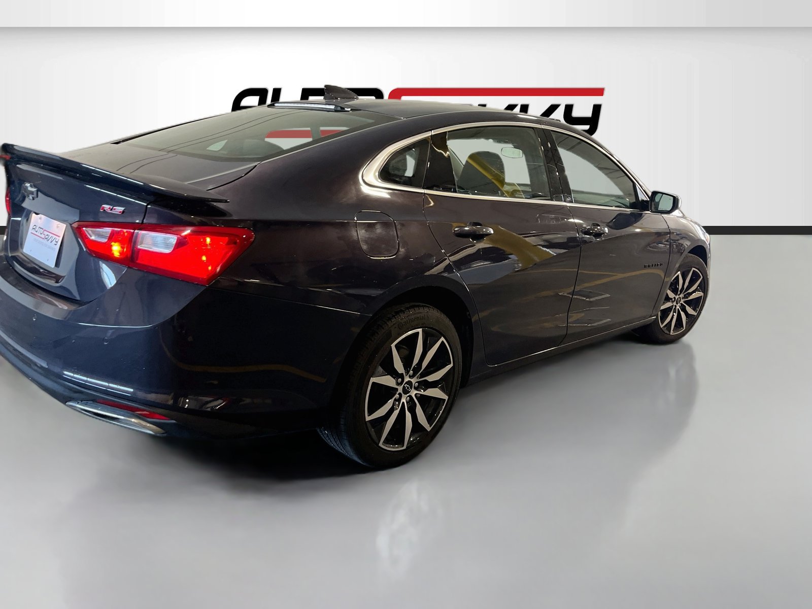 Used 2025 Chevrolet Malibu RS FWD image 7