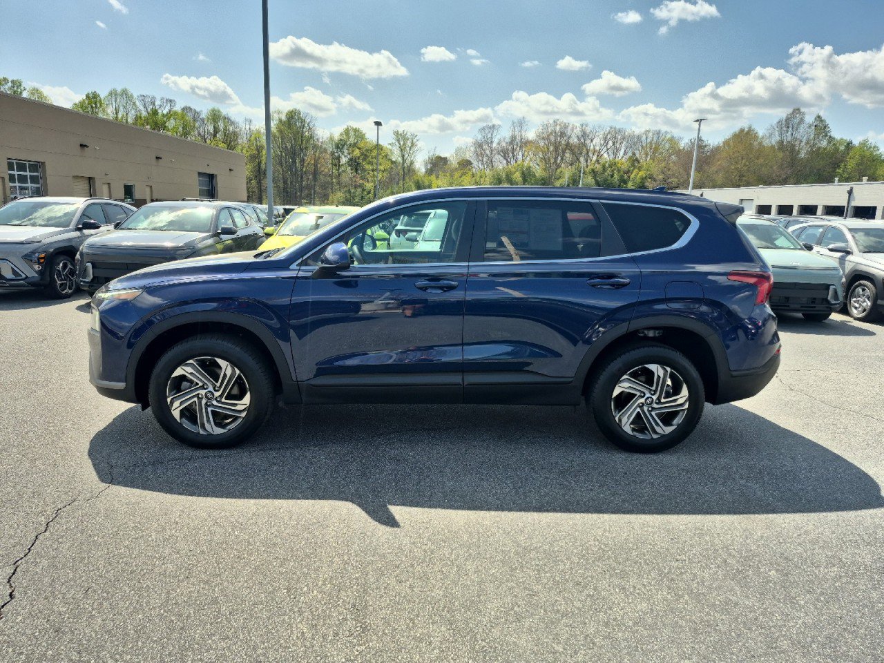 Used 2023 Hyundai Santa Fe SE image 6