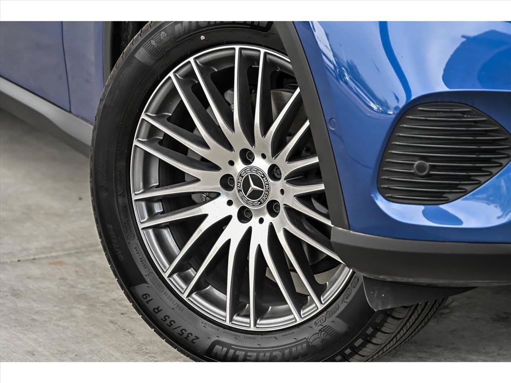 Certified 2026 Mercedes-Benz GLC 300 4MATIC image 3