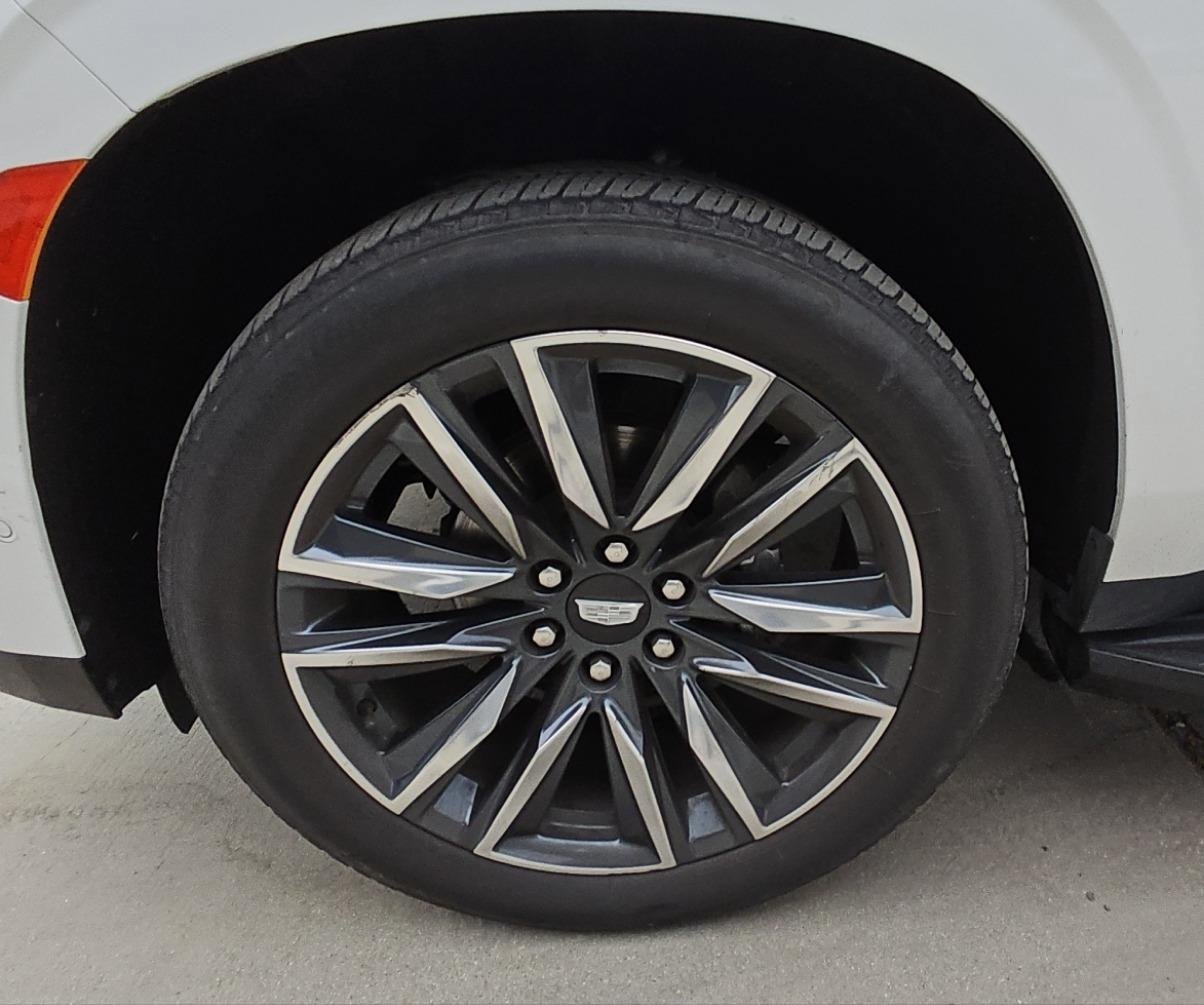Used 2021 Cadillac Escalade ESV Sport AWD/4WD image 26