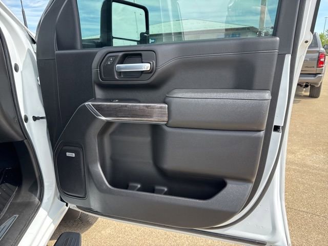 Used 2023 Chevrolet Silverado 2500 LTZ w/ Z71 Chrome Sport Edition AWD/4WD image 28
