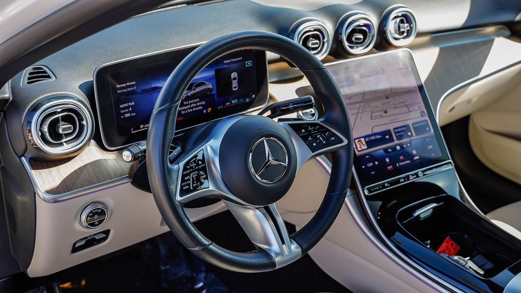 Used 2022 Mercedes-Benz C 300 Sedan image 24