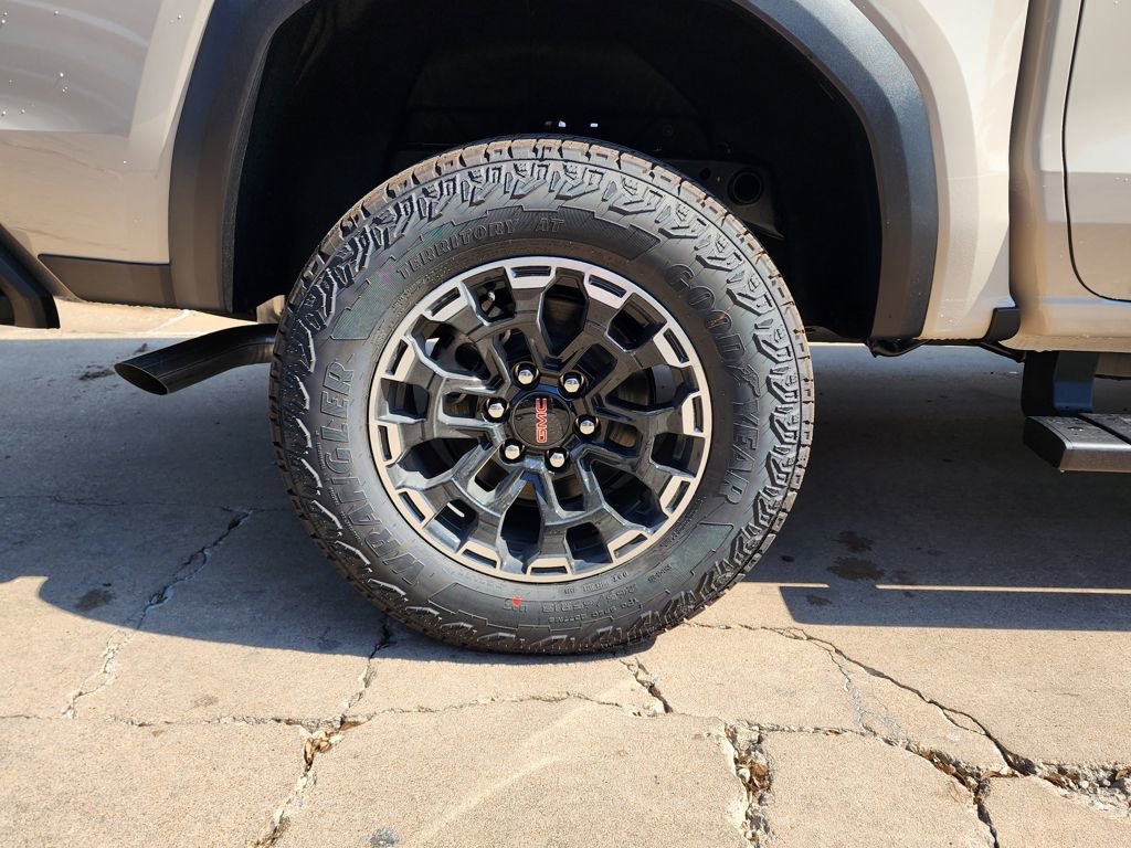 New 2026 GMC Canyon AT4 image 53