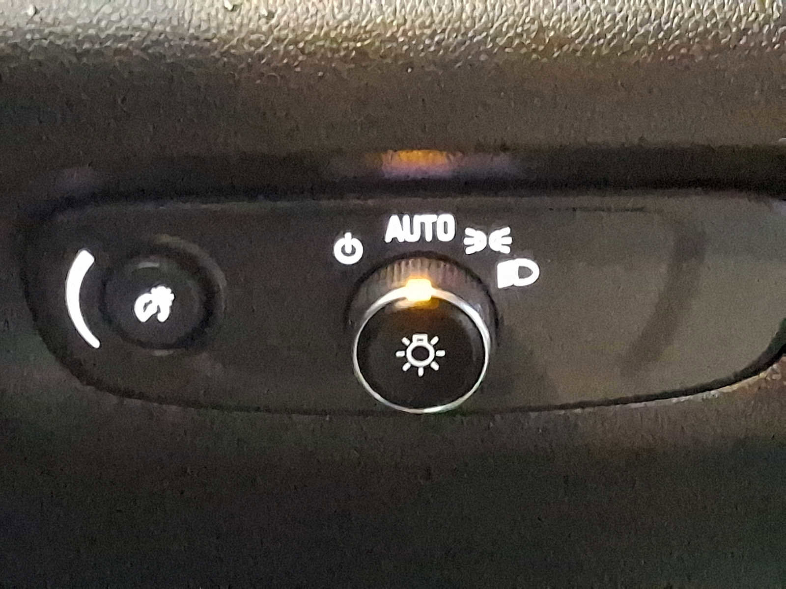 Certified 2023 Chevrolet Traverse LT w/ Midnight/Sport Edition image 24