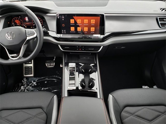 New 2026 Volkswagen Atlas Peak Edition image 9