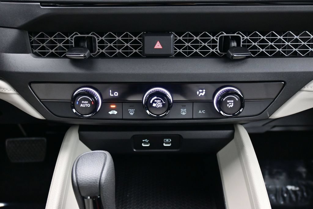 Used 2024 Honda Accord LX image 39