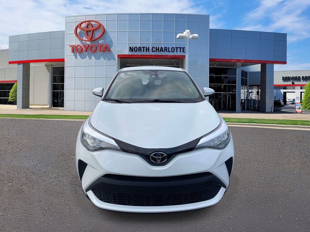 Used 2021 Toyota C-HR XLE image 5