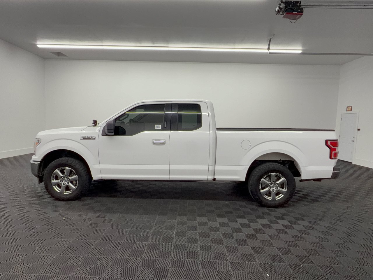 Used 2018 Ford F150 XLT w/ XTR Package AWD/4WD image 2