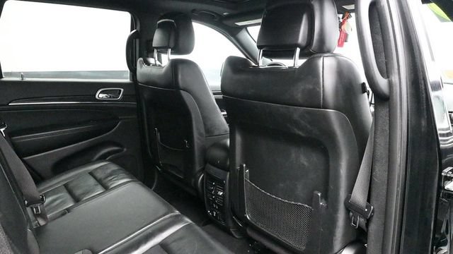 Used 2019 Jeep Grand Cherokee Limited AWD/4WD image 16