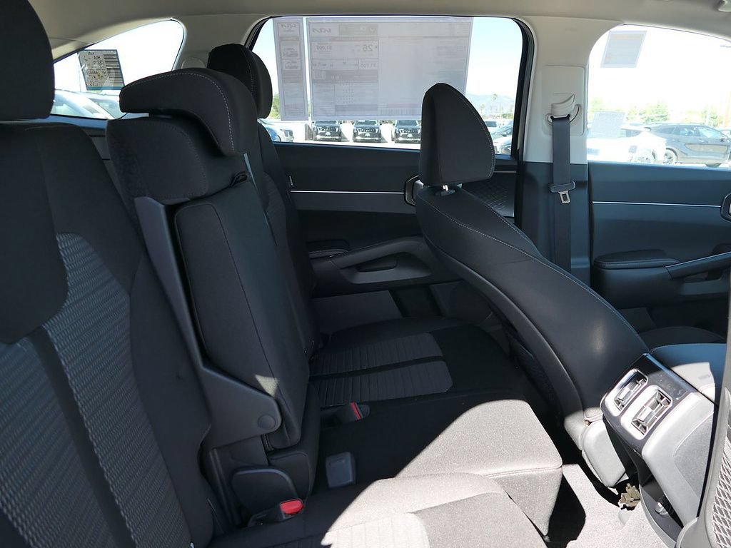 New 2026 Kia Sorento LX FWD image 51