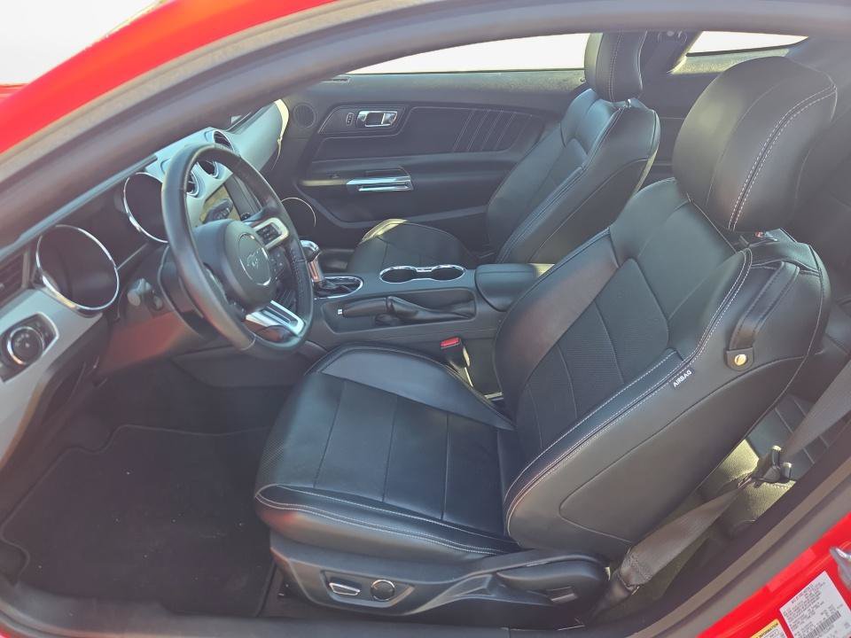 Used 2016 Ford Mustang GT Premium w/ Equipment Group 401A RWD image 11