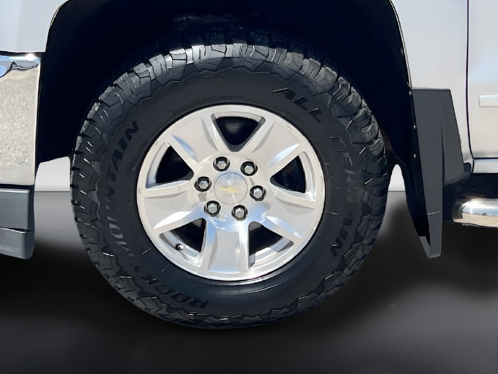 Used 2016 Chevrolet Silverado 1500 LT w/ All Star Edition AWD/4WD image 28