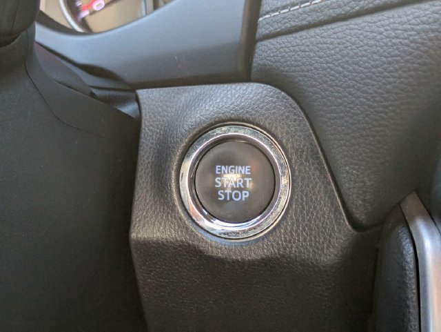 Certified 2022 Toyota RAV4 XLE FWD image 29
