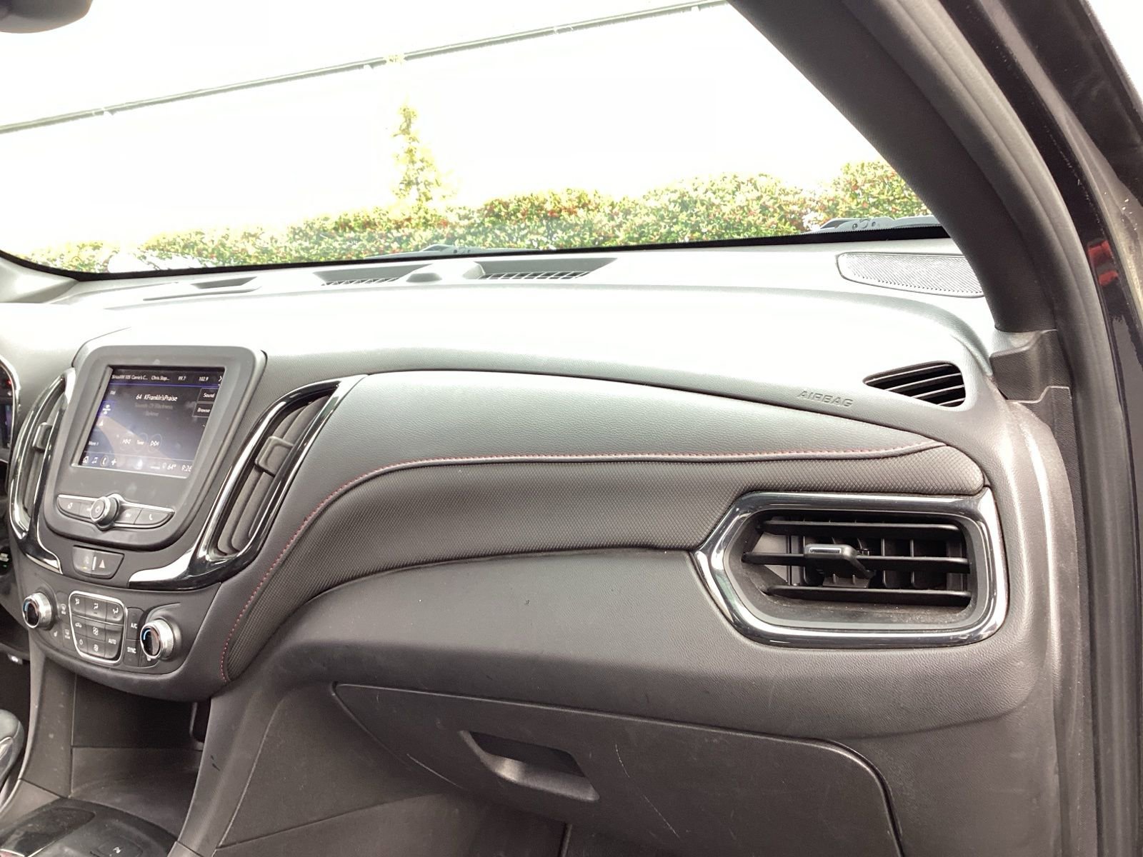 Used 2022 Chevrolet Equinox RS image 16