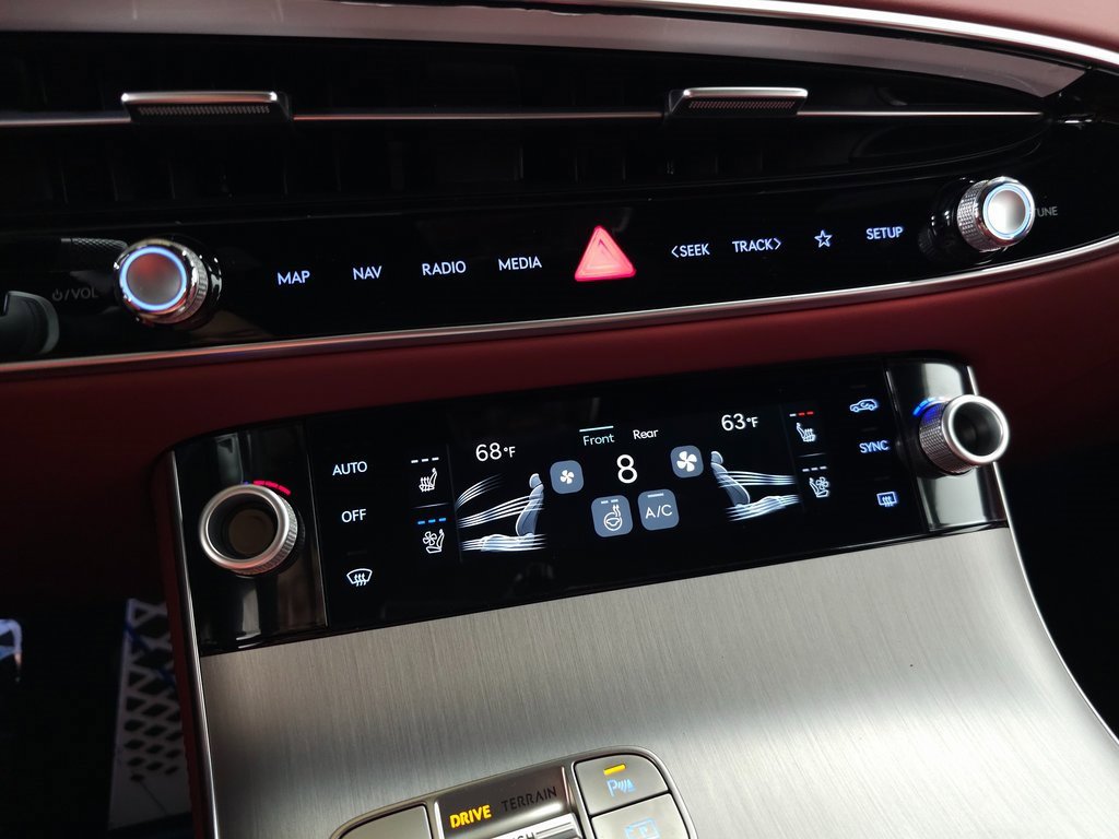 Used 2026 Genesis GV70 3.5T Sport Advanced image 27