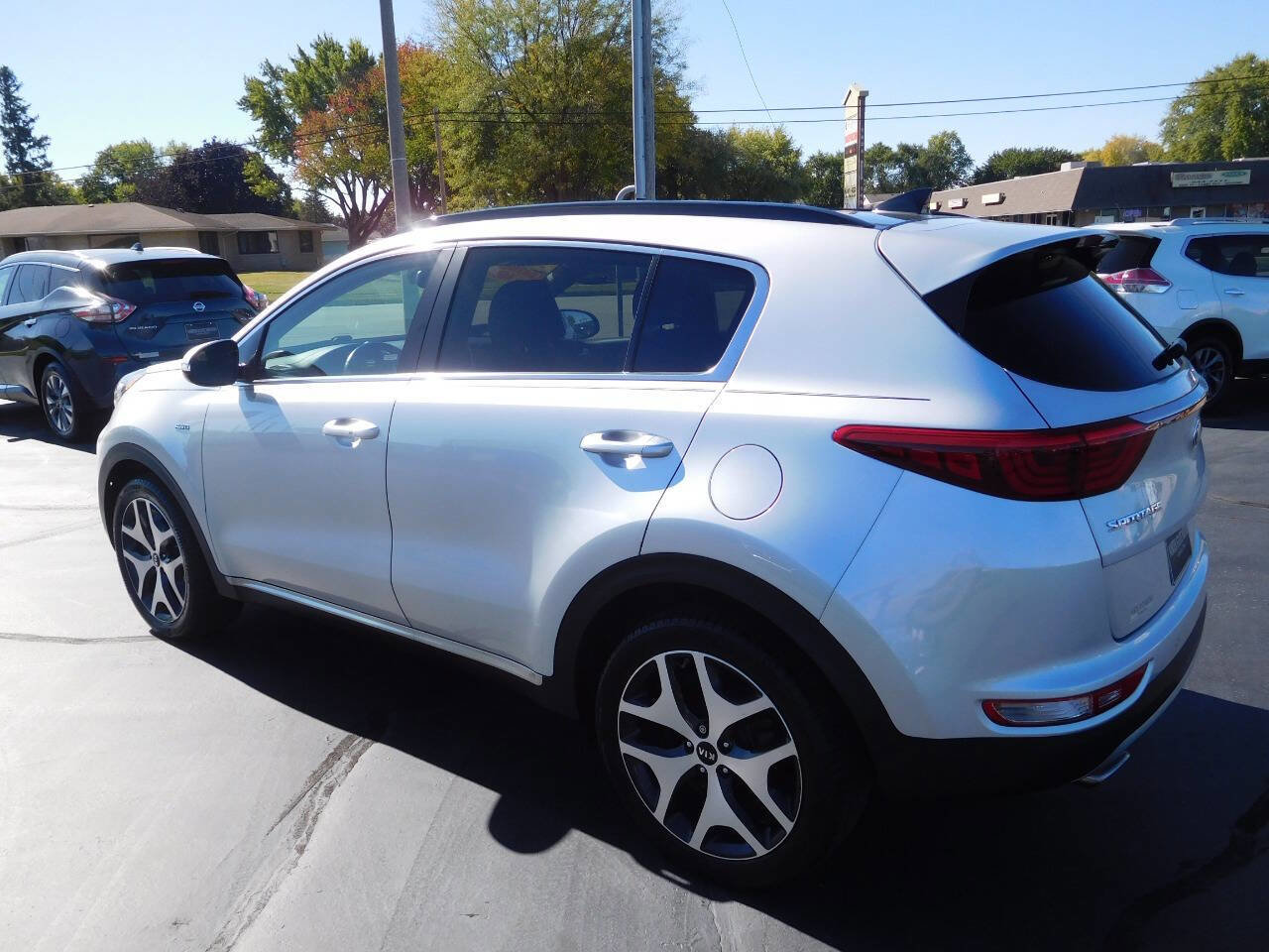 Used 2018 Kia Sportage SX image 3