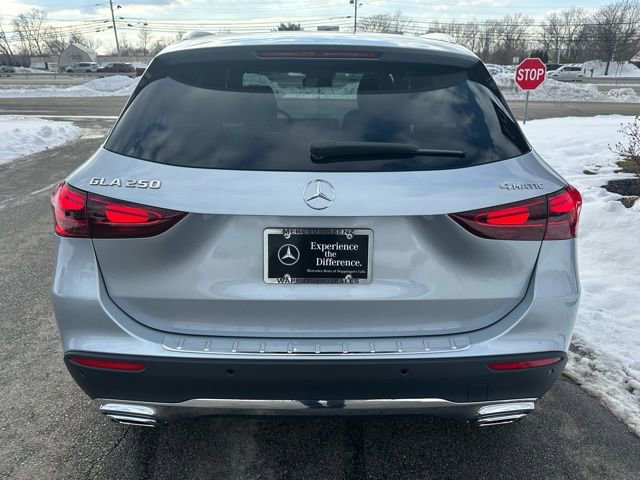 Used 2026 Mercedes-Benz GLA 250 4MATIC image 4