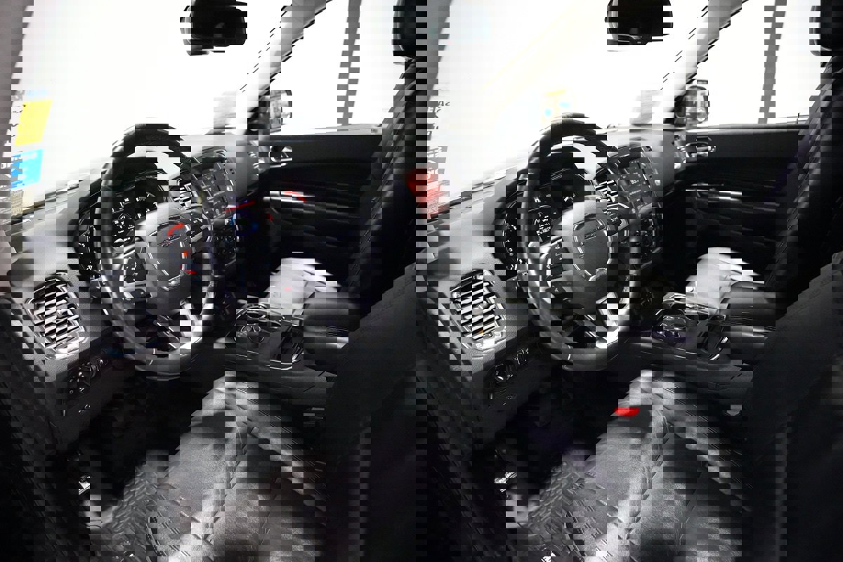 Used 2015 Dodge Durango Limited w/ Premium Group image 26