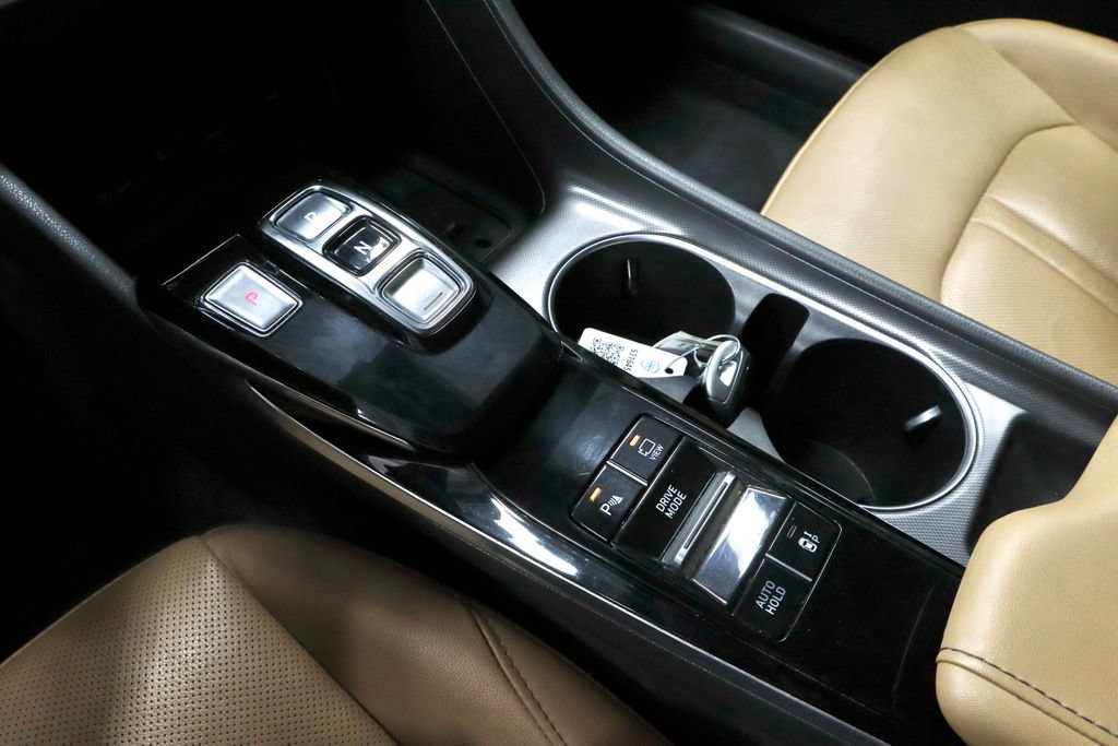 Used 2023 Hyundai Sonata Limited w/ Preferred Accessory Package FWD image 36