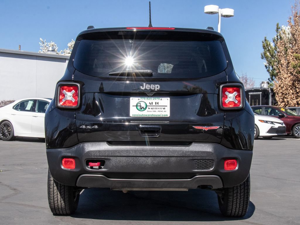 Used 2022 Jeep Renegade Trailhawk image 6
