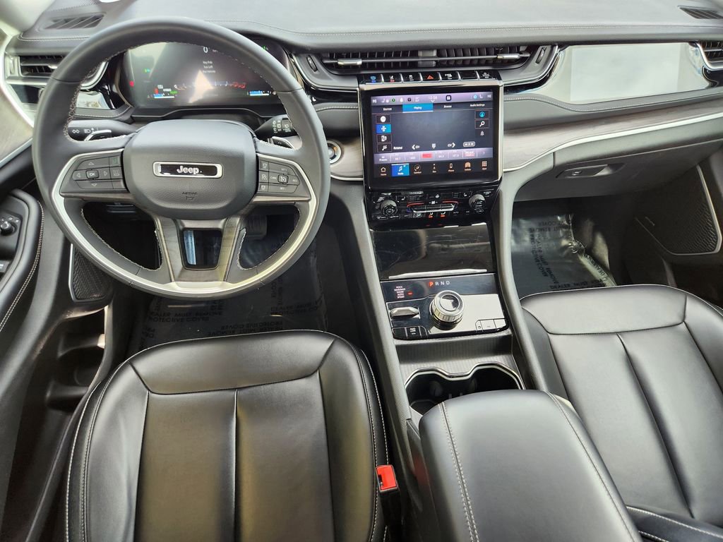 Used 2024 Jeep Grand Cherokee Limited 4xe image 2