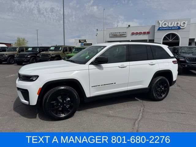 New 2026 Jeep Grand Cherokee Altitude