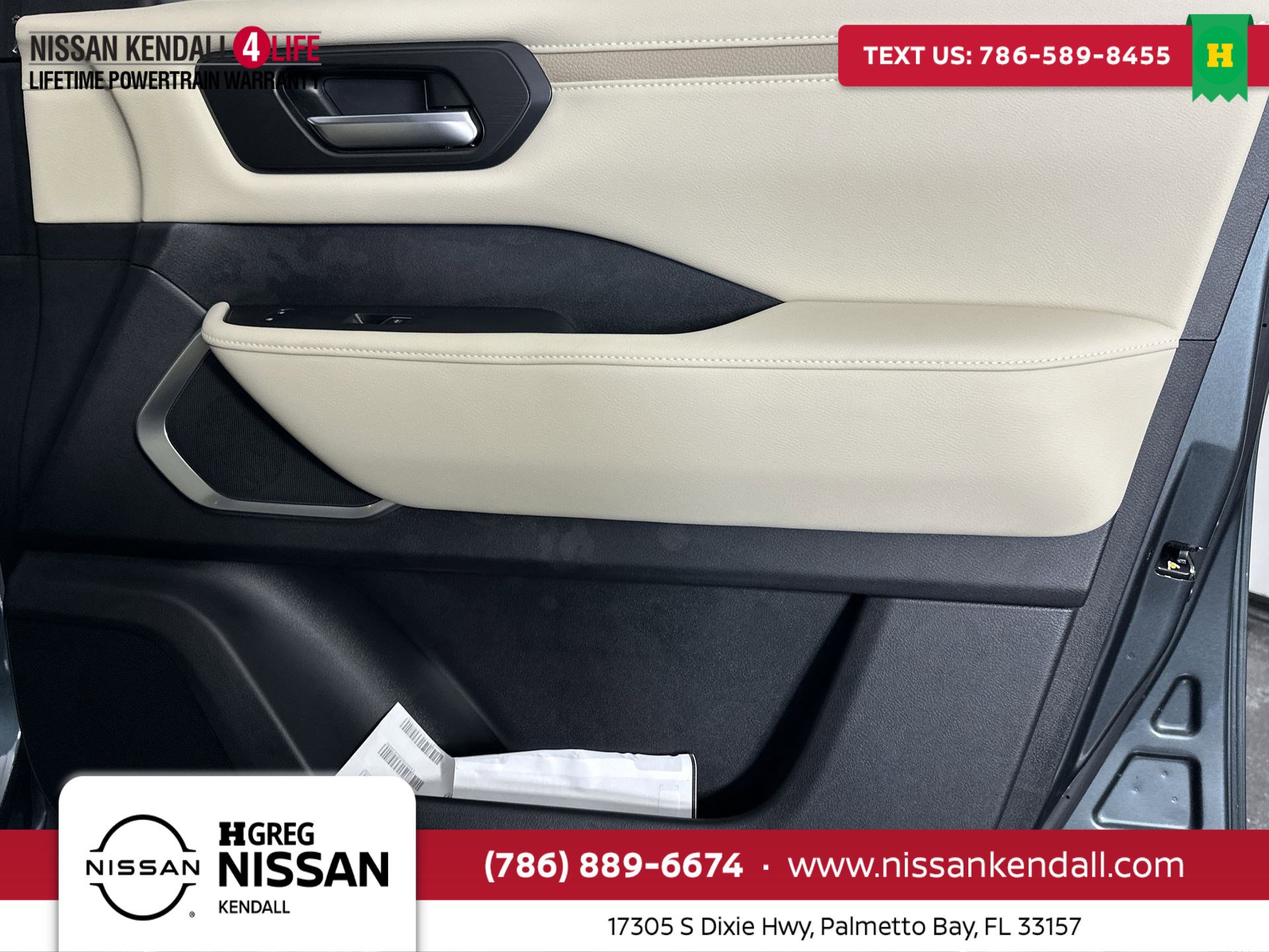 New 2025 Nissan Armada Platinum Reserve image 35