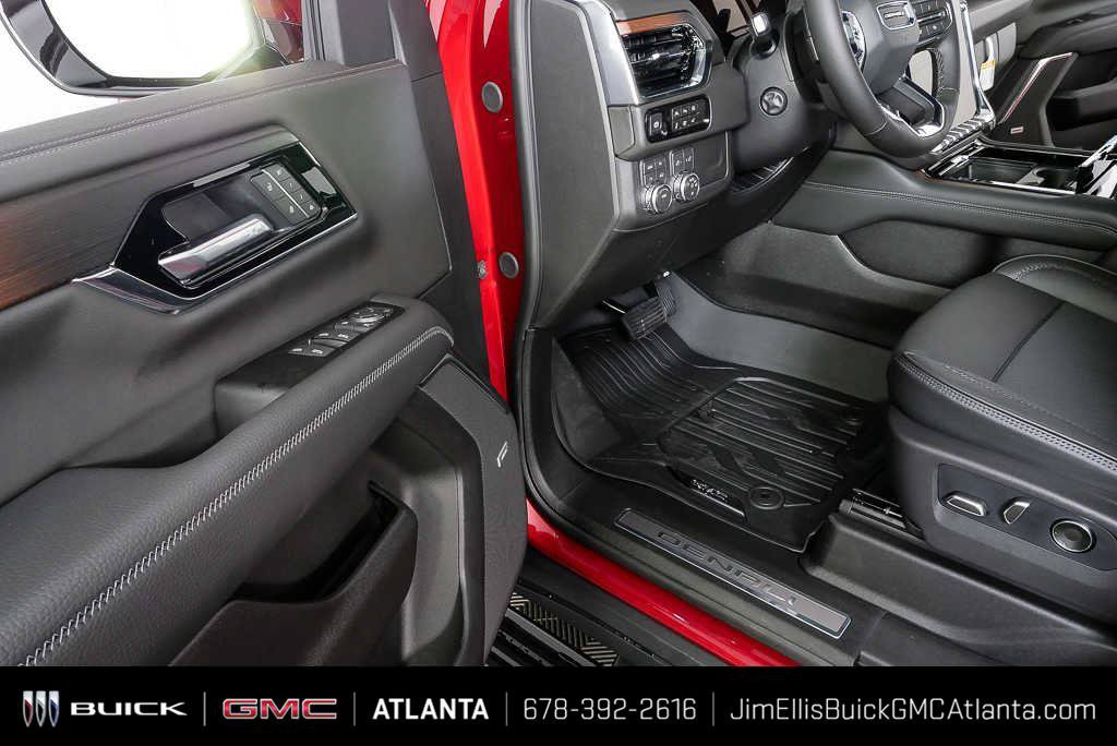 New 2026 GMC Yukon XL Denali w/ Sun & Power Step Package AWD/4WD image 8