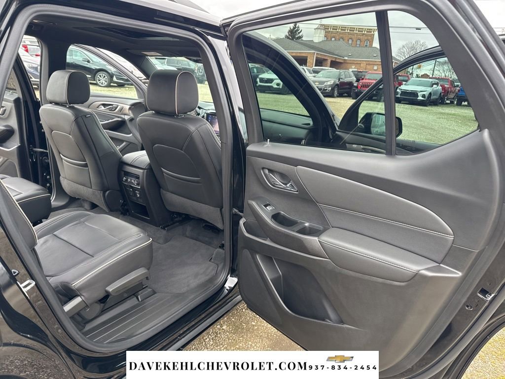 Used 2023 Chevrolet Traverse Premier w/ Redline Edition image 25
