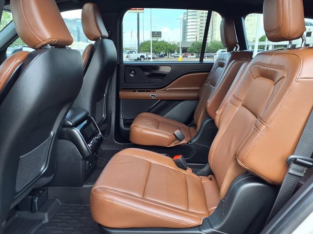 Certified 2023 Lincoln Aviator Reserve w/ Equipment Group 201A RWD image 5