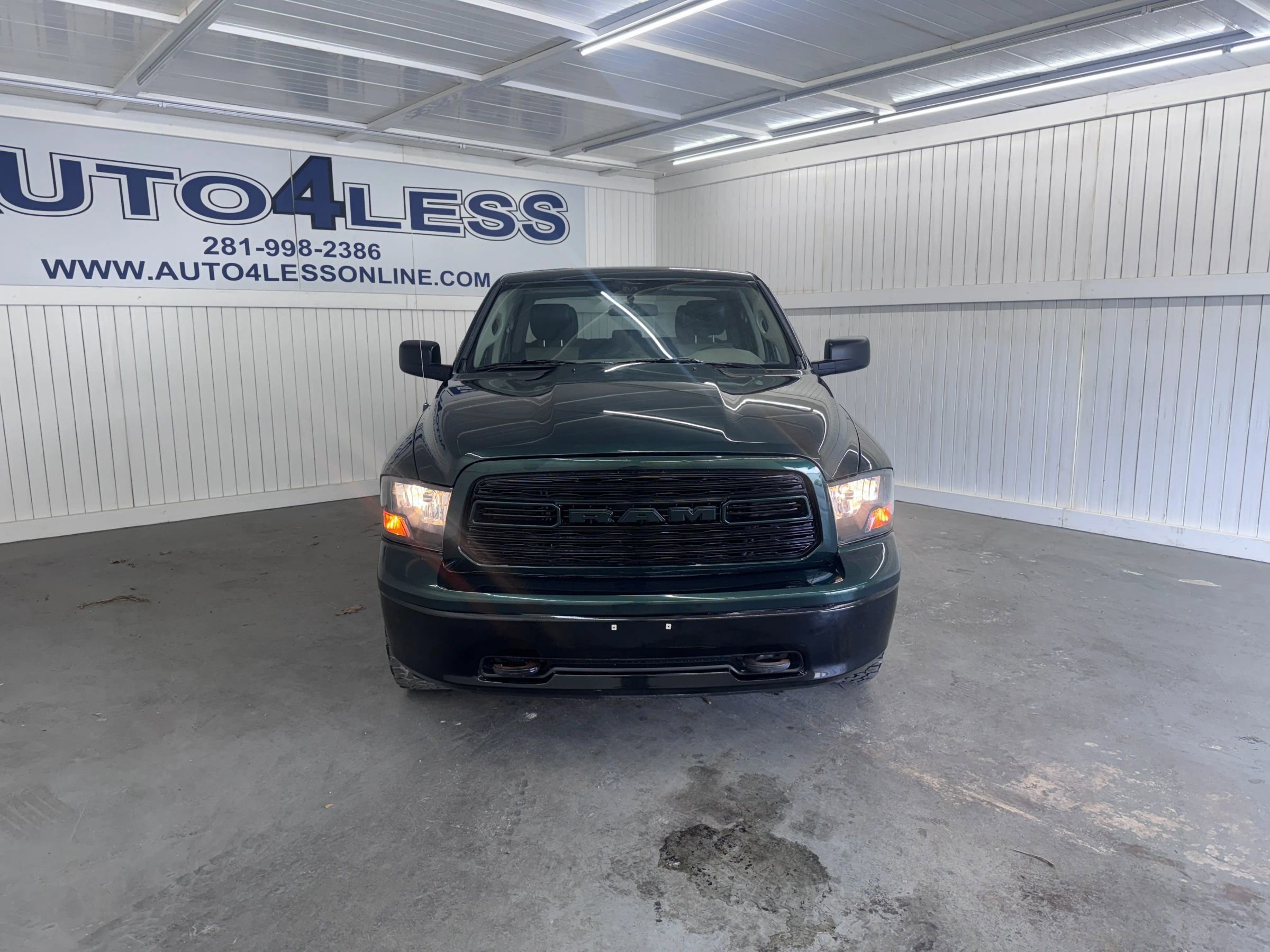Used 2011 RAM 1500 ST w/ ST Popular Equipment Group AWD/4WD image 2