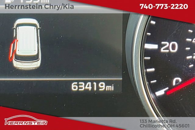 Used 2024 Kia Carnival LX image 7