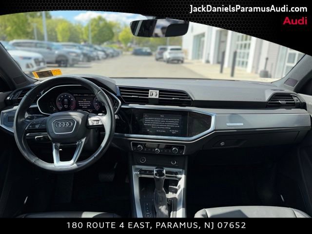 Used 2021 Audi Q3 2.0T Premium Plus image 10