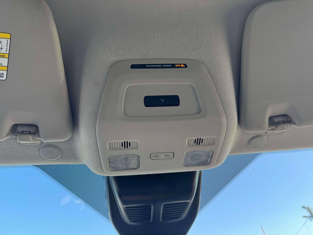 Used 2022 Ford Transit 250 Medium Roof w/ Upfitter Package RWD image 31