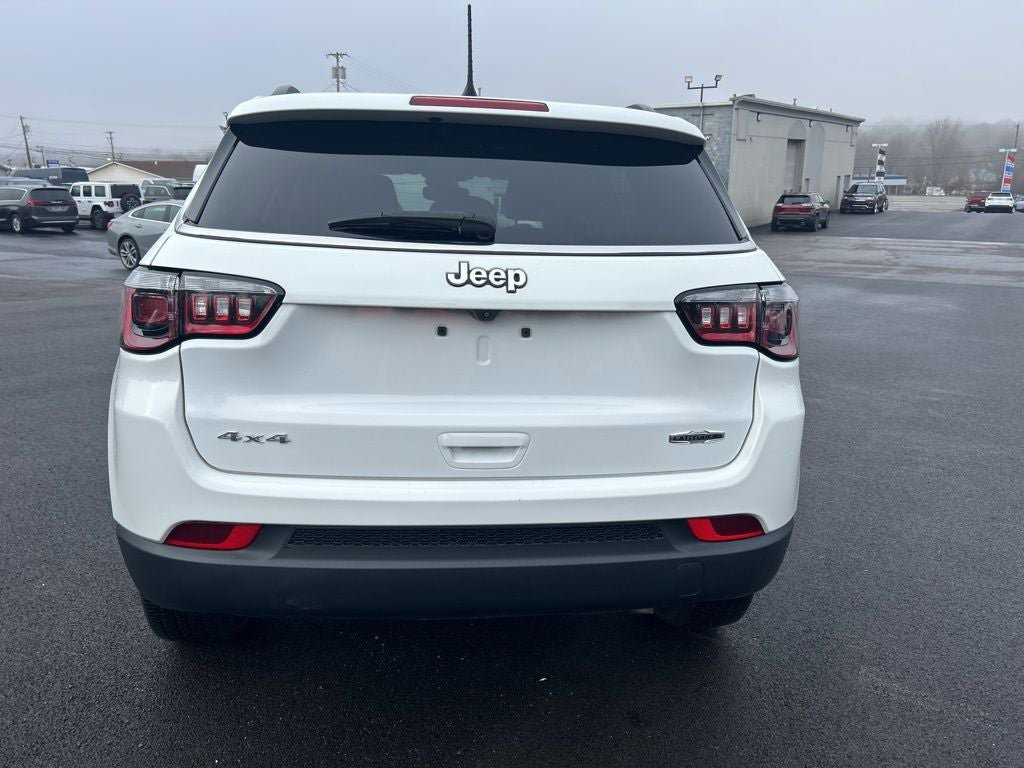 Used 2022 Jeep Compass Latitude AWD/4WD image 4