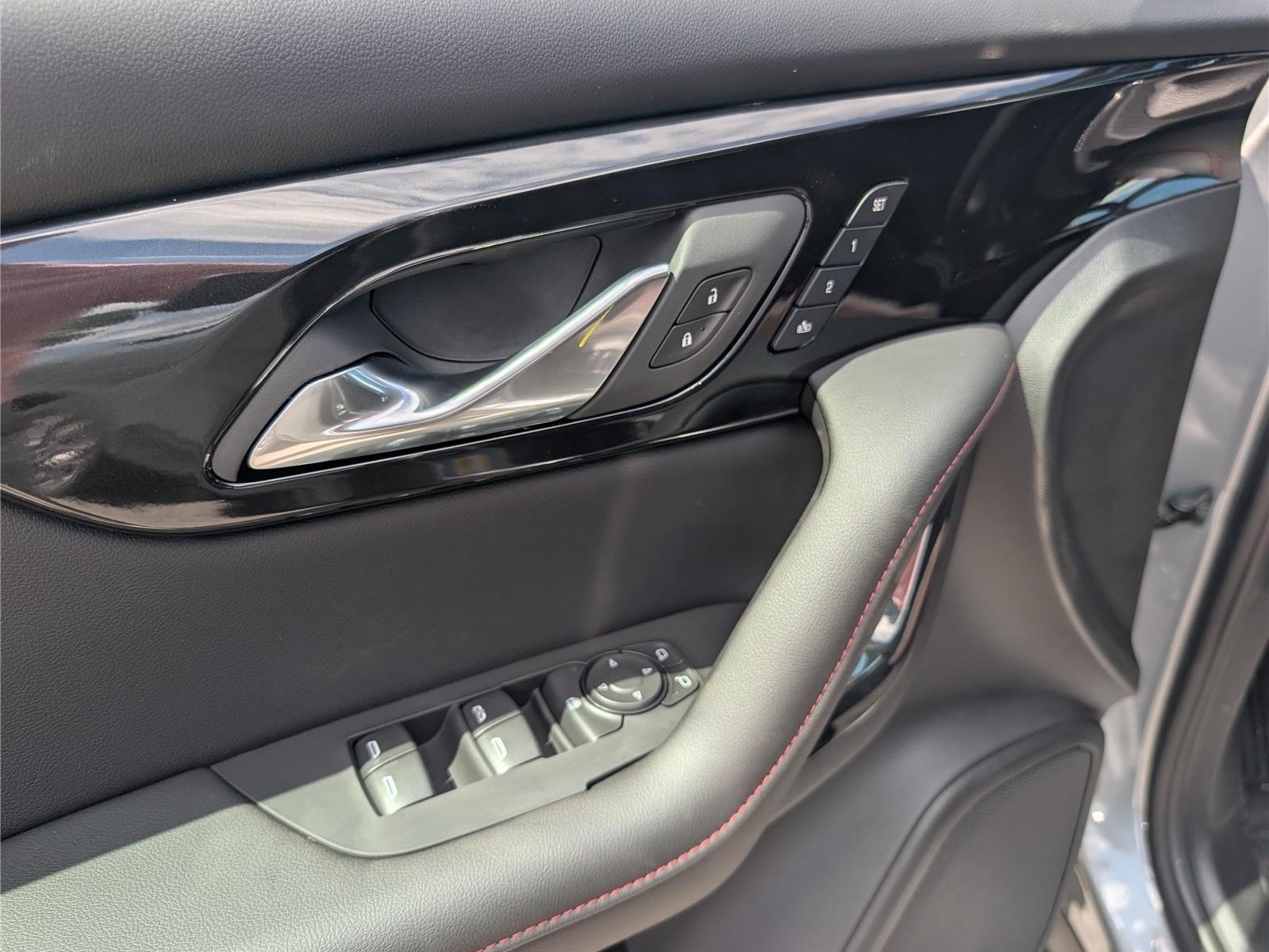 New 2026 Chevrolet Blazer RS w/ Driver Confidence II Package FWD image 16