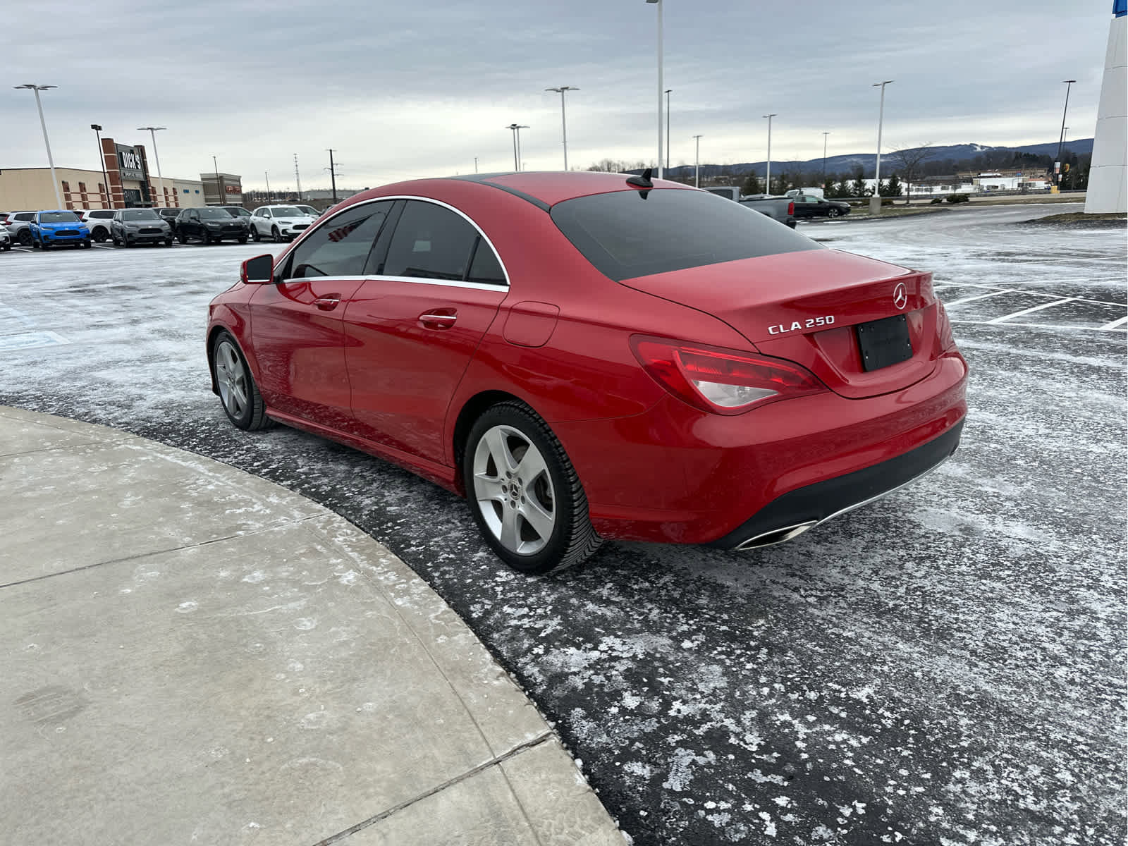 Used 2018 Mercedes-Benz CLA 250 4MATIC image 6