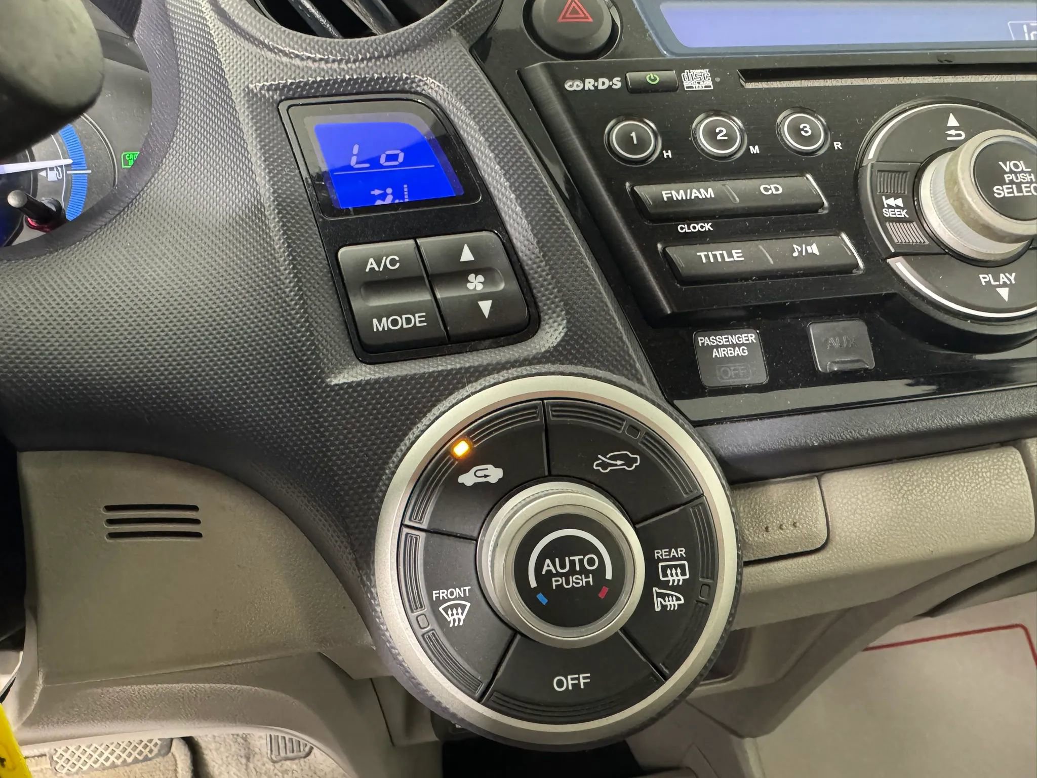 Used 2010 Honda Insight EX image 18