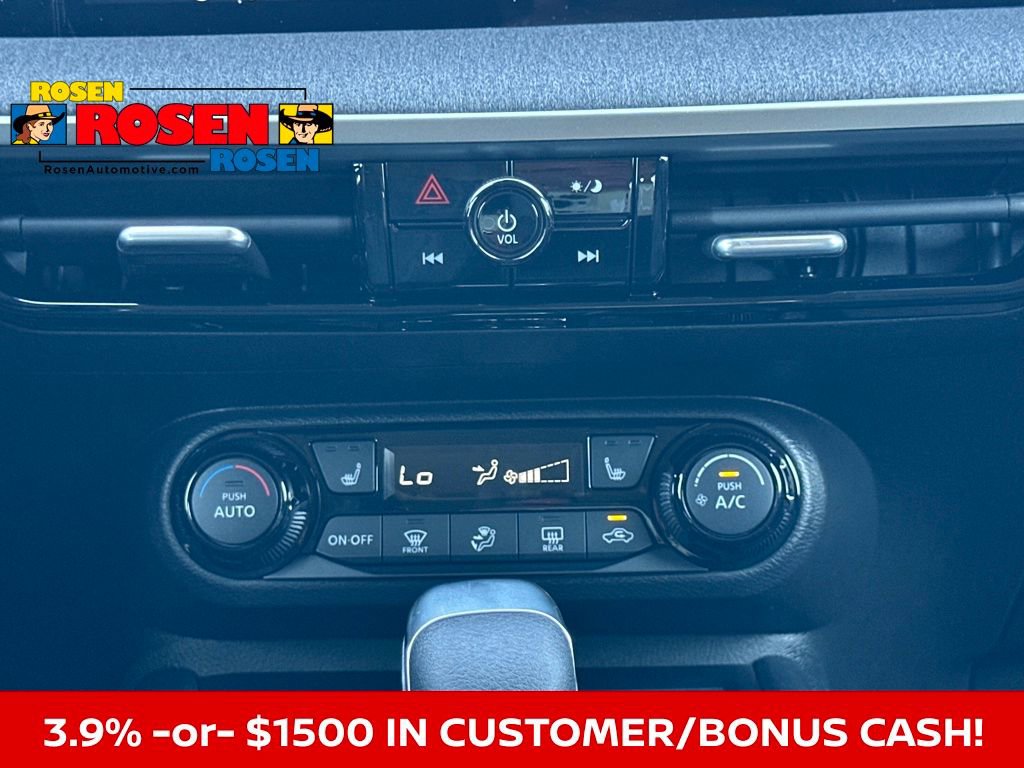 New 2026 Nissan Kicks SV w/ SV Premium Package image 20