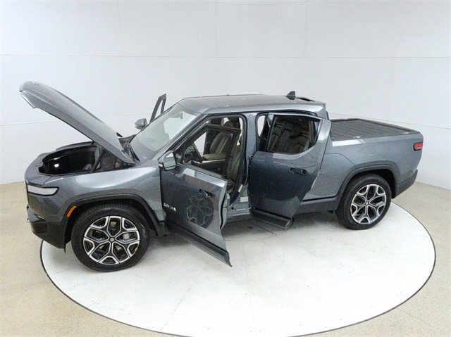 Used 2023 Rivian R1T Adventure image 22
