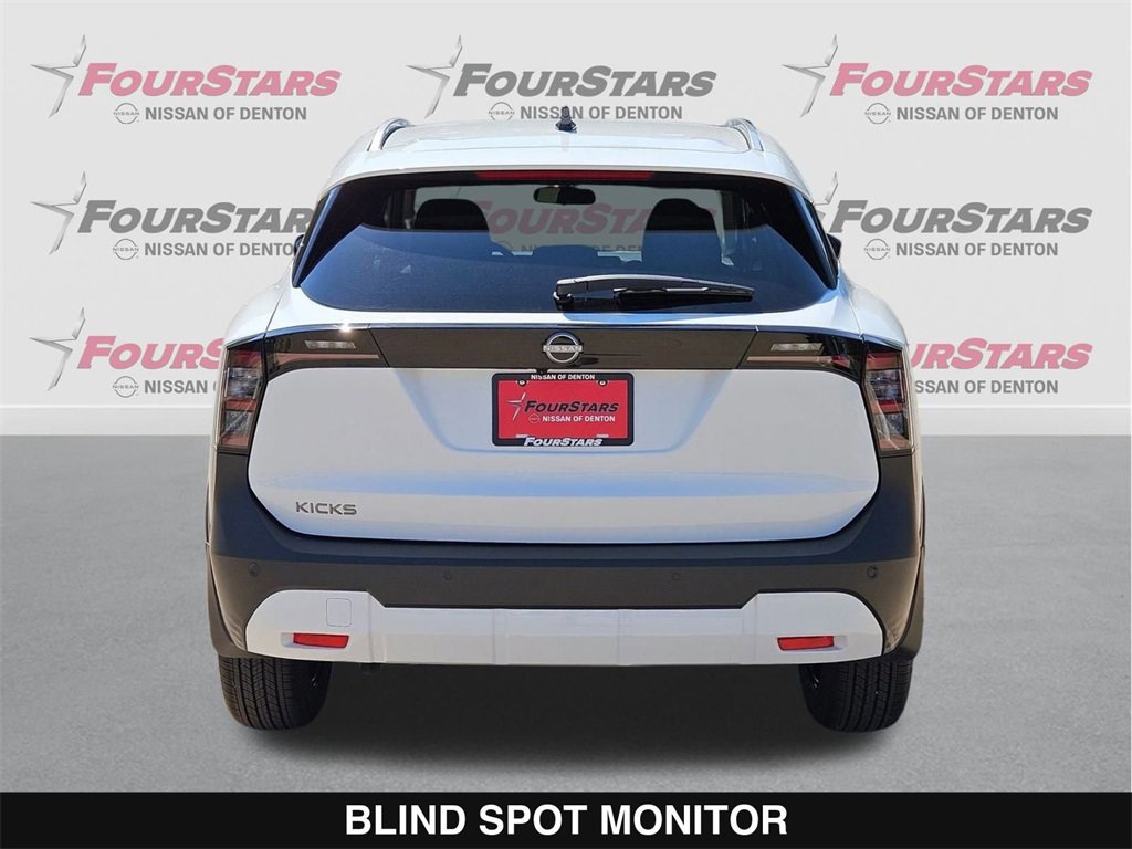 New 2026 Nissan Kicks SV image 5