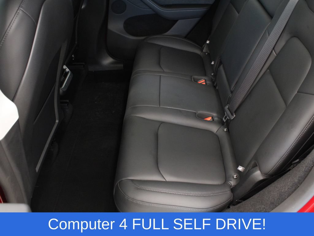 Used 2024 Tesla Model Y Performance AWD/4WD image 23