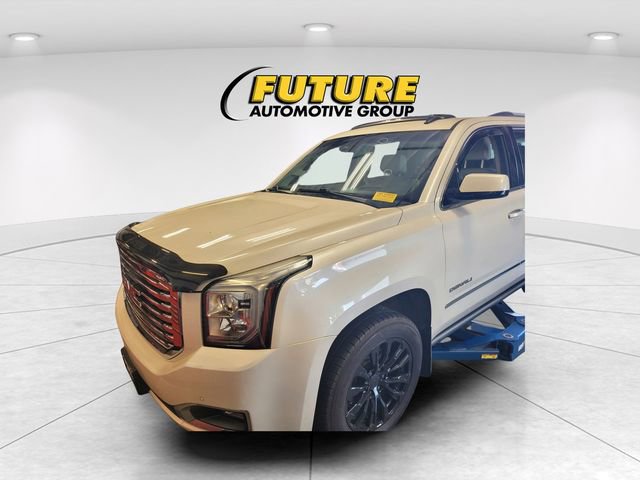 Used 2015 GMC Yukon Denali w/ Touring Package AWD/4WD image 2