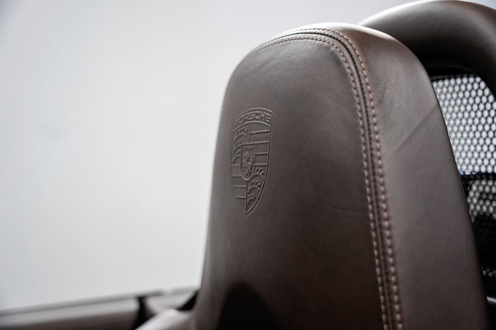 Used 2011 Porsche Boxster Spyder RWD image 17