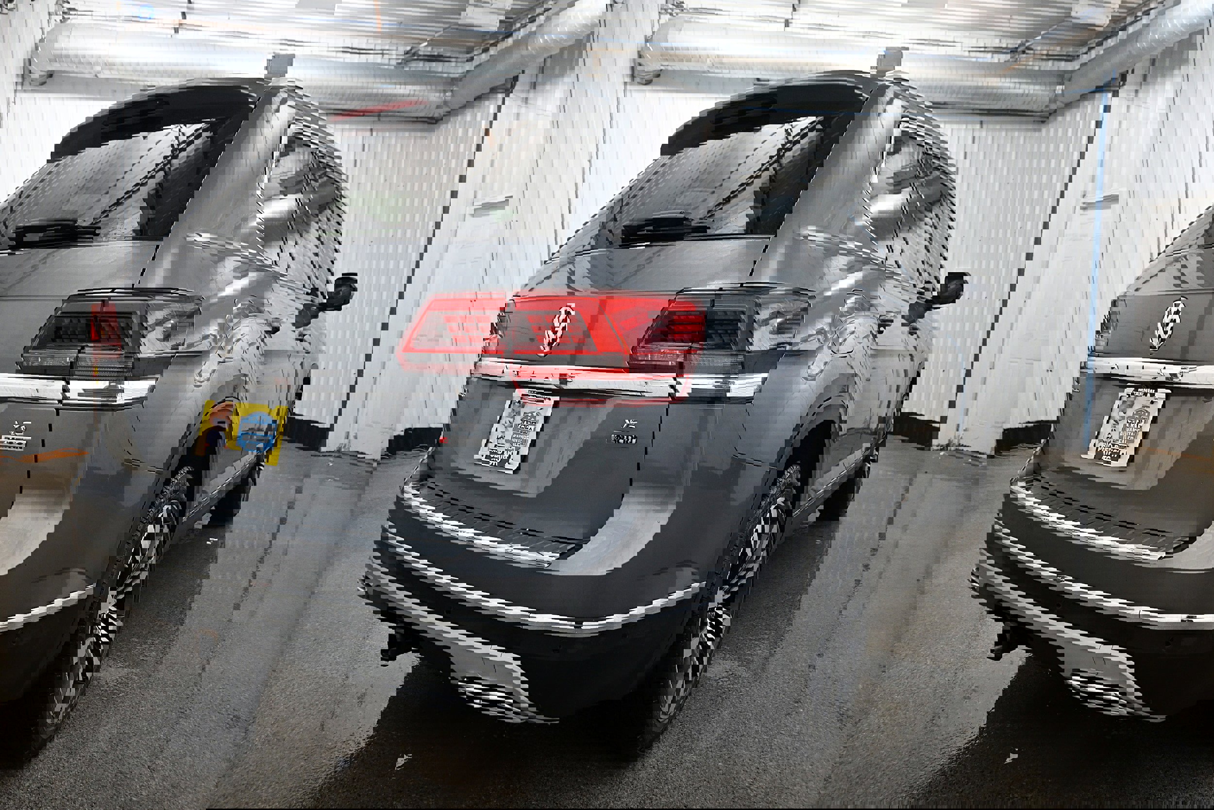 Used 2019 Volkswagen Atlas SEL Premium image 34