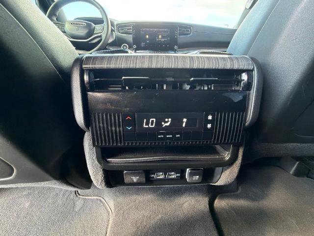 Used 2022 Jeep Wagoneer Series II AWD/4WD image 9