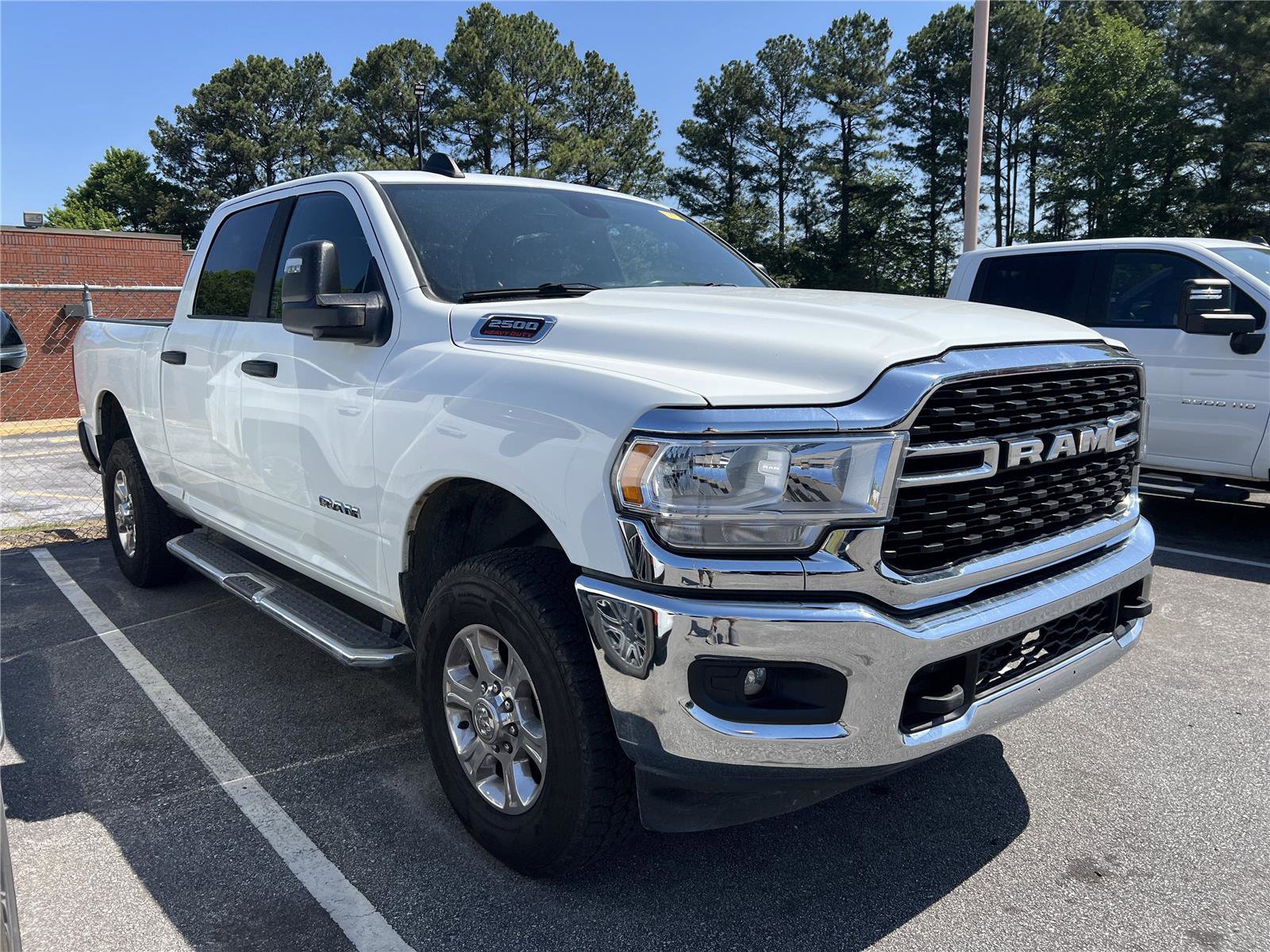 Used 2024 RAM 2500 Big Horn AWD/4WD image 4