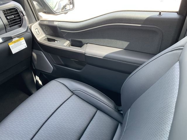 New 2025 Ford F150 Lariat w/ Equipment Group 502A High image 17