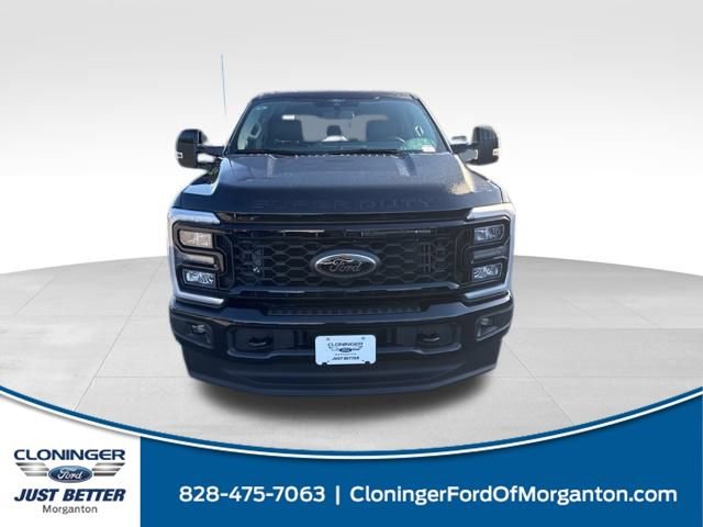 New 2026 Ford F250 Lariat w/ Black Appearance Package image 2